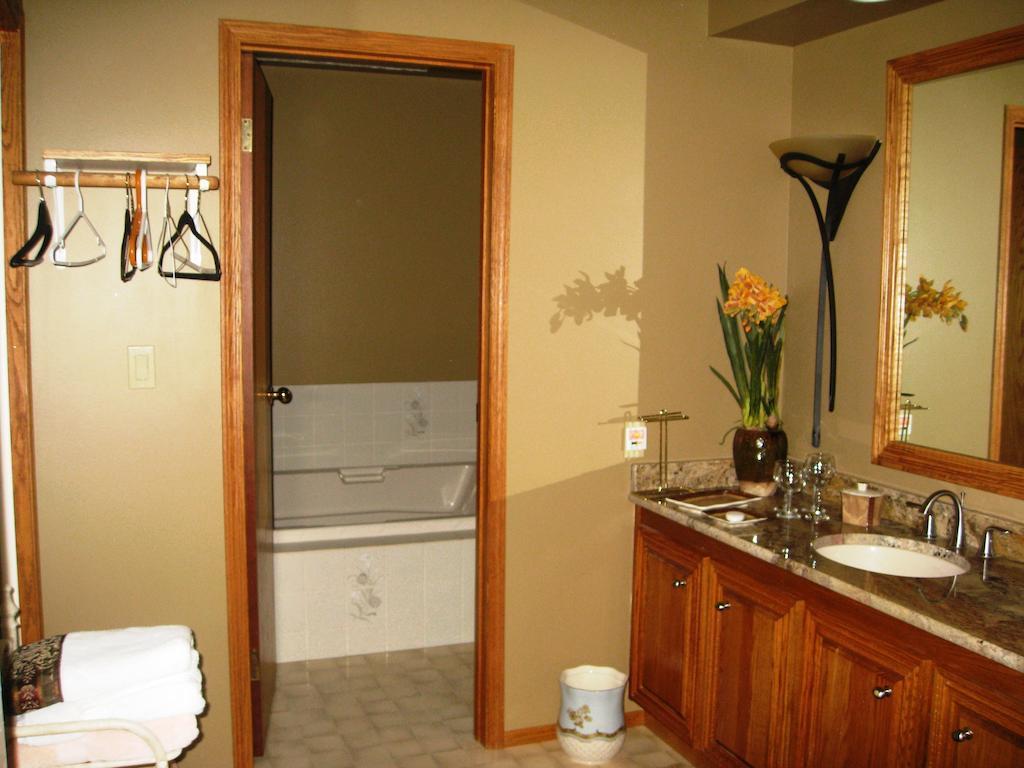Mcdougall Lane Bed & Breakfast Drumheller Habitación foto