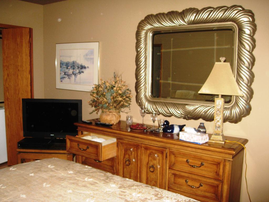 Mcdougall Lane Bed & Breakfast Drumheller Exterior foto