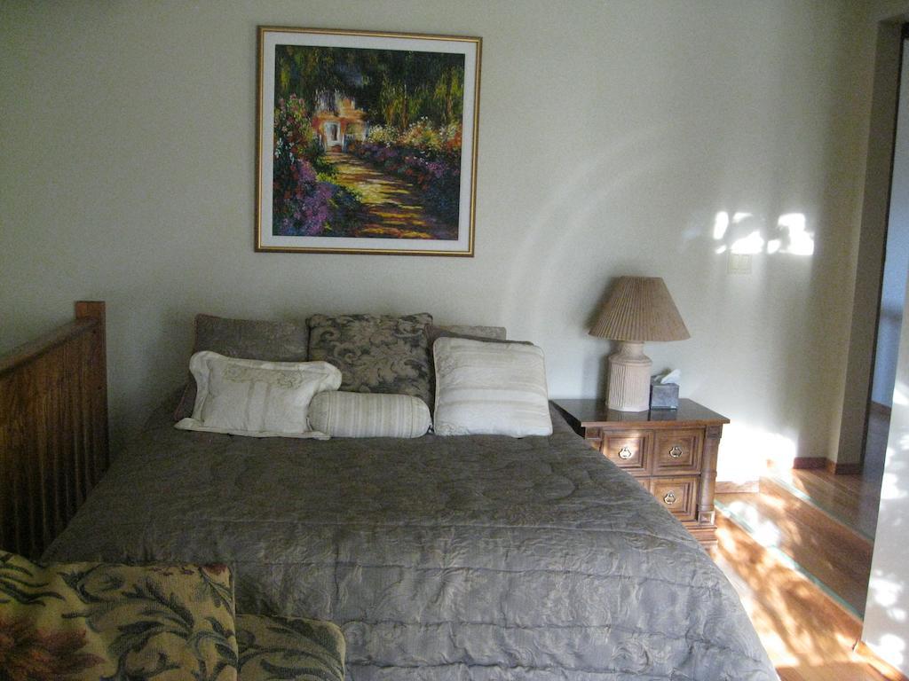 Mcdougall Lane Bed & Breakfast Drumheller Exterior foto